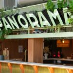 Enseigne intérieure en lettres découpées dans un espace de restauration, réalisation Ad'Hoc Media